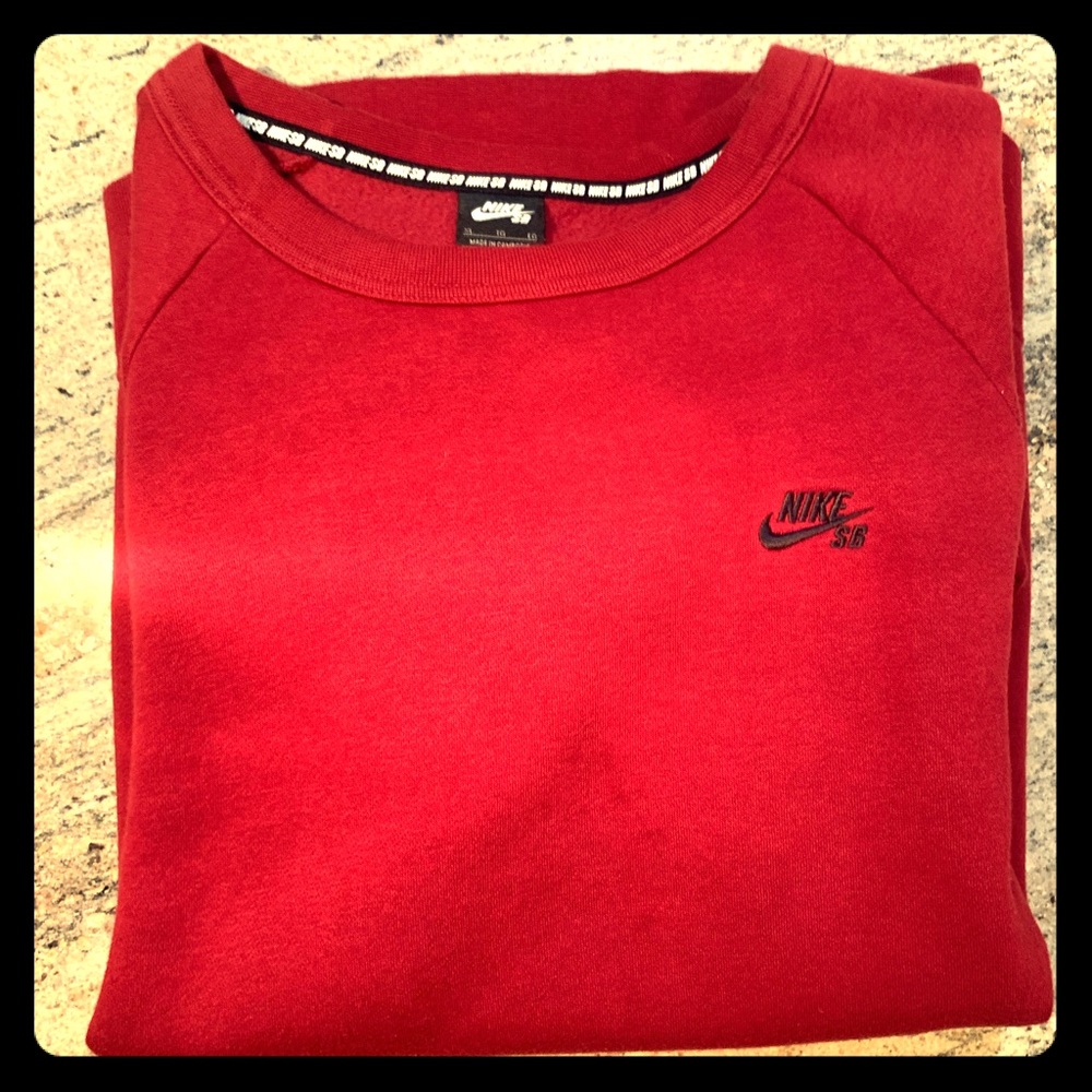 Nike SB Crewneck Sweatshirt red